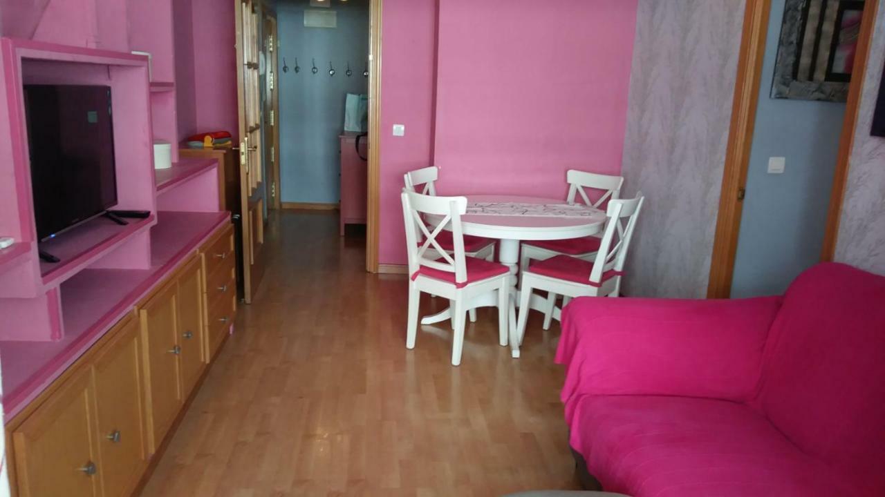 Piso 3 Dormitorios Centro De Torremolinos 11349 Екстериор снимка